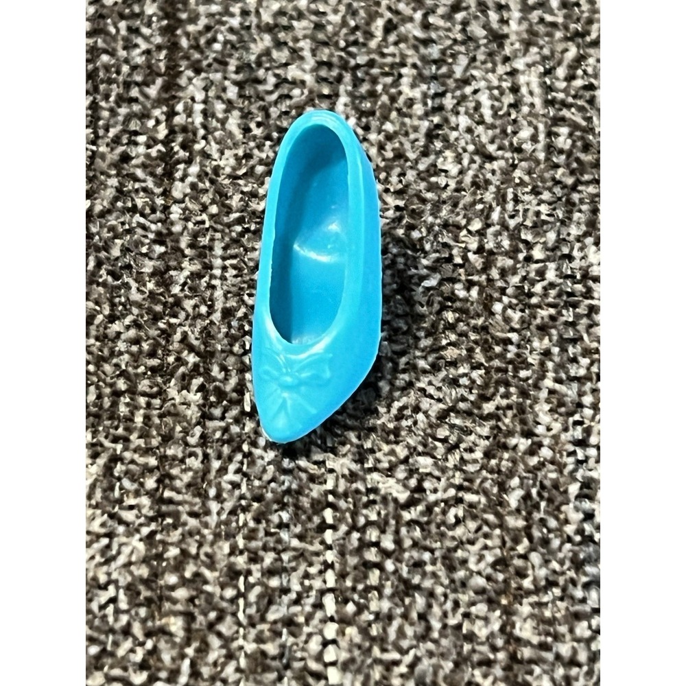 Mattel Barbie Bright Blue High Heel Shoe REPLACEMENT Only 1